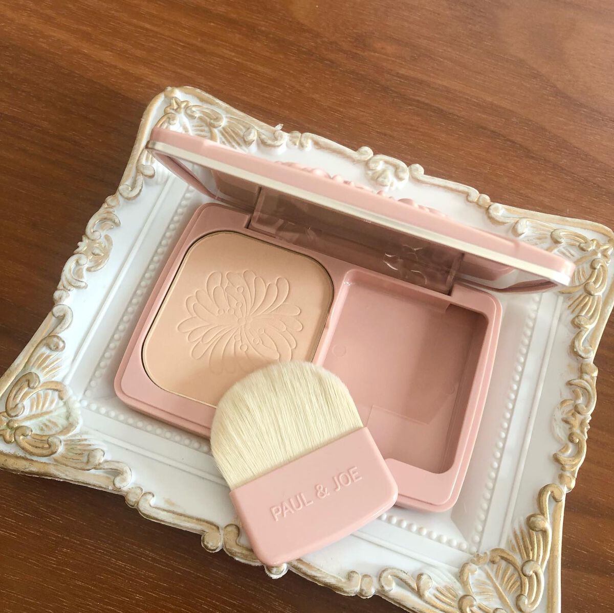 ヴェール ファンデーション N 101 ライトオークル/PAUL & JOE BEAUTE/パウダーファンデーションを使ったクチコミ（3枚目）