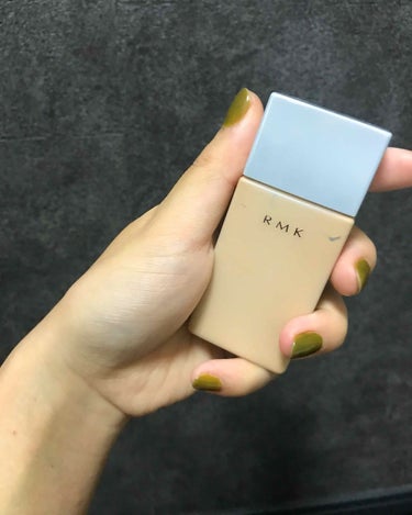 RMK
UVリクイドファンデーション103
SPF50＋・PA＋＋＋(30ml)

UVが入っているので、
ベタつく日焼け止めの必要なし！
朝の忙しい時間にも楽チン化粧品です！

仕上がりも良く、肌の手