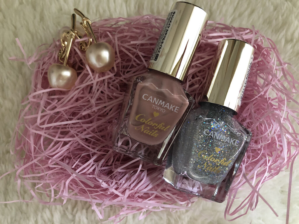カラフルネイルズ N23 シャイニーシルバー/キャンメイク/マニキュアを使ったクチコミ（1枚目）