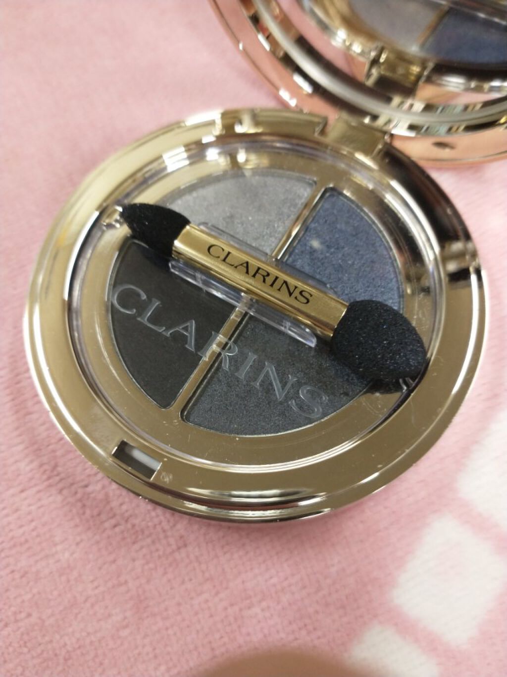 オンブル ４ 06 ミッドナイト/CLARINS/アイシャドウパレットを使ったクチコミ（2枚目）