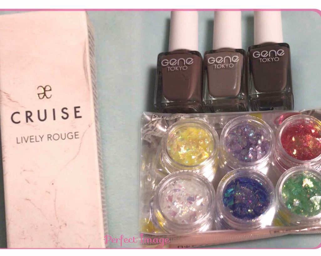 デコレーションネイルパーツクラッシュホロ/DAISO/ネイルチップ・パーツを使ったクチコミ（1枚目）