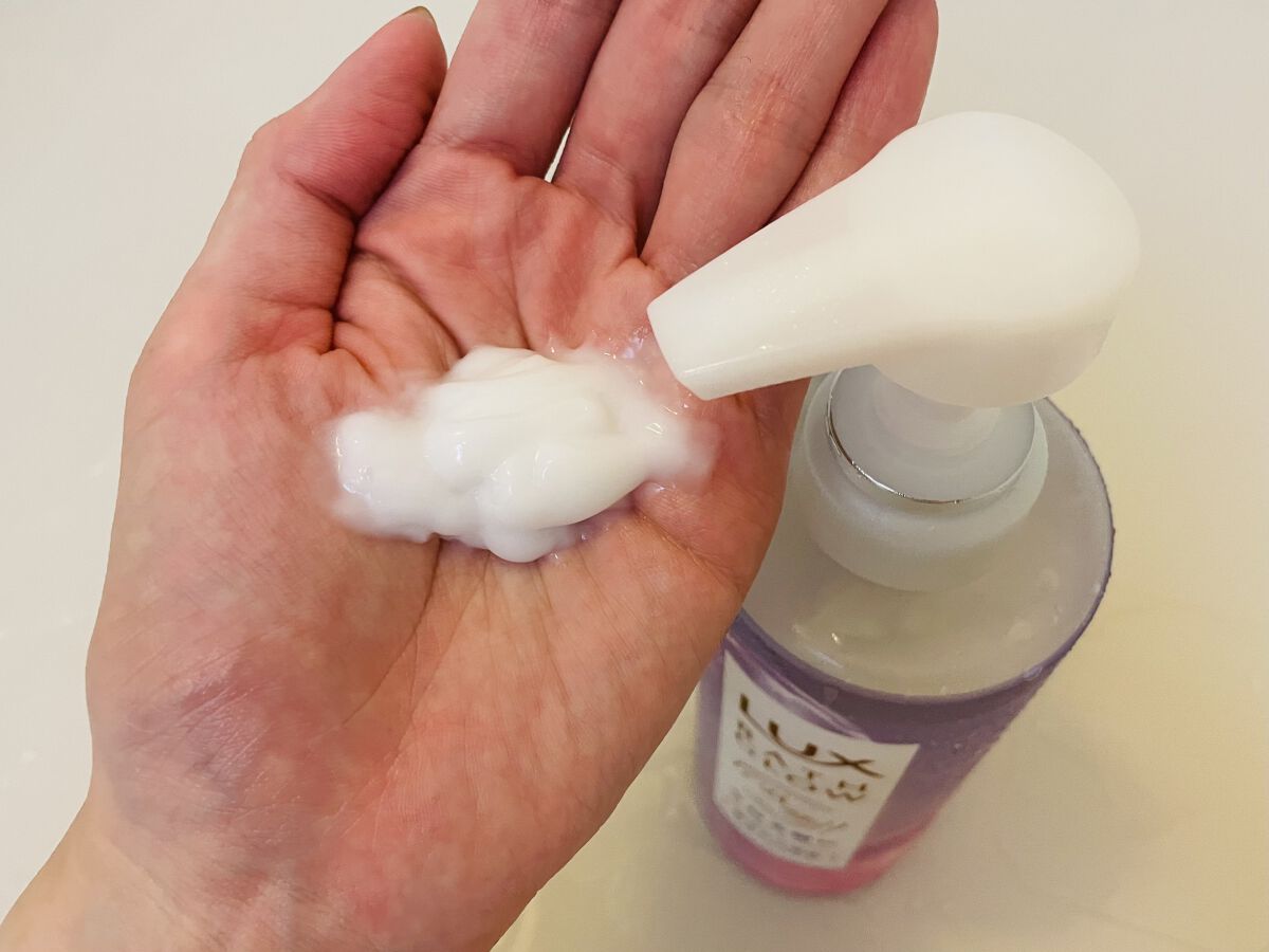 バスグロウ ストレート&シャイン シャンプー/トリートメント トリートメントポンプ/LUX/市販シャンプーを使ったクチコミ（2枚目）