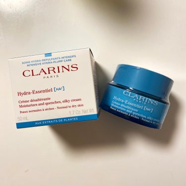 CLARINS イドラ エッセンシャル クリームのクチコミ「CLARINS
イドラ エッセンシャル クリーム

夜用にしてます♡
付けた感じは重くなく、保.....」（1枚目）