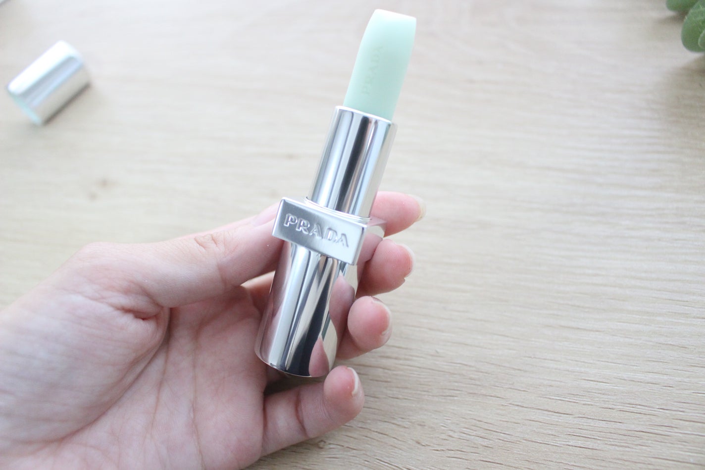 リップ バーム オプティマイジング ケア/PRADA BEAUTY/リップバームを使ったクチコミ(2枚目)