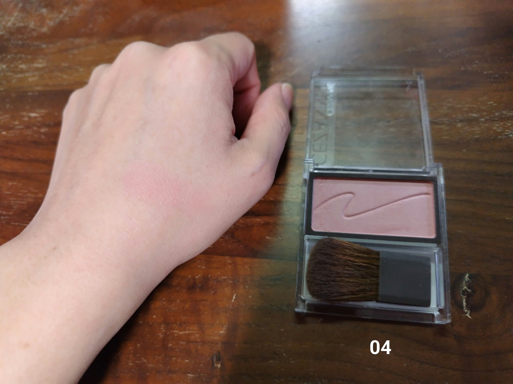 チークブラッシュ/CEZANNE/パウダーチークを使ったクチコミ（3枚目）