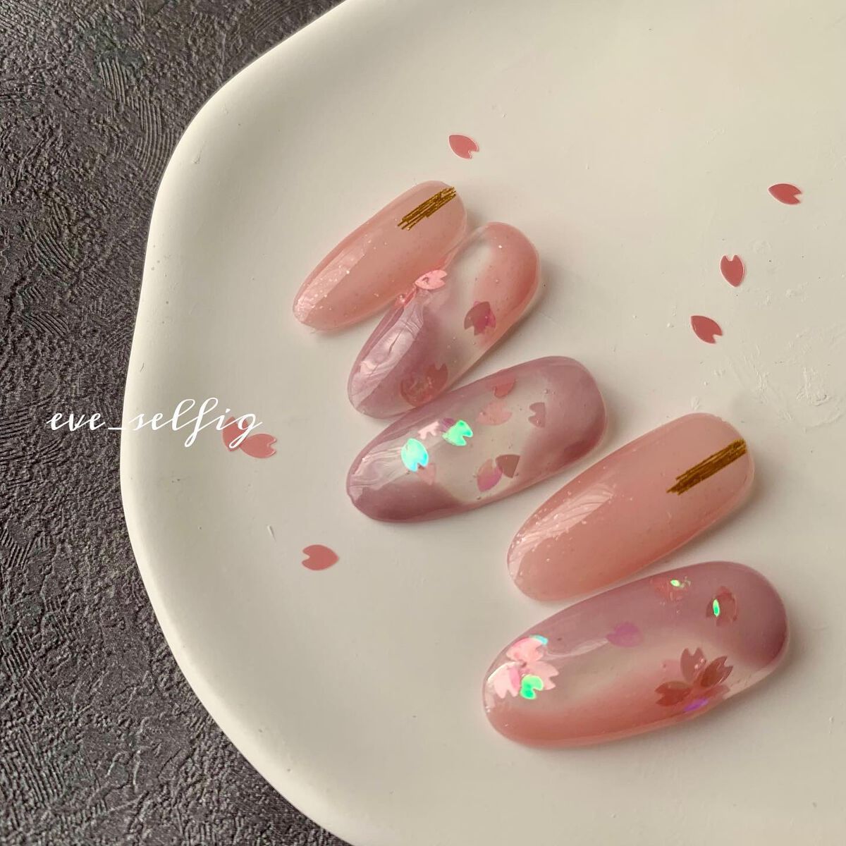 ウィークリージェル/HOMEI/ジェルネイルを使ったクチコミ（2枚目）