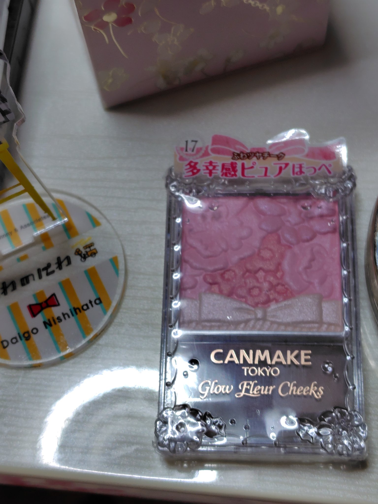 グロウフルールチークス 17  いちごミルクフルール/キャンメイク/パウダーチークを使ったクチコミ（1枚目）
