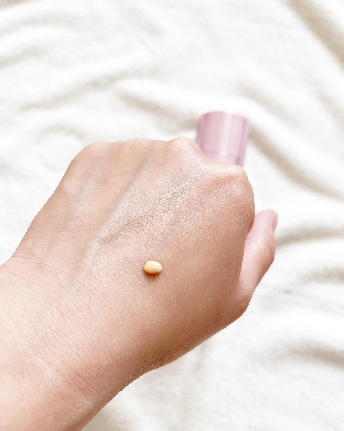 コラーゲンモイスチャースキンベース/illuN/化粧下地を使ったクチコミ（2枚目）