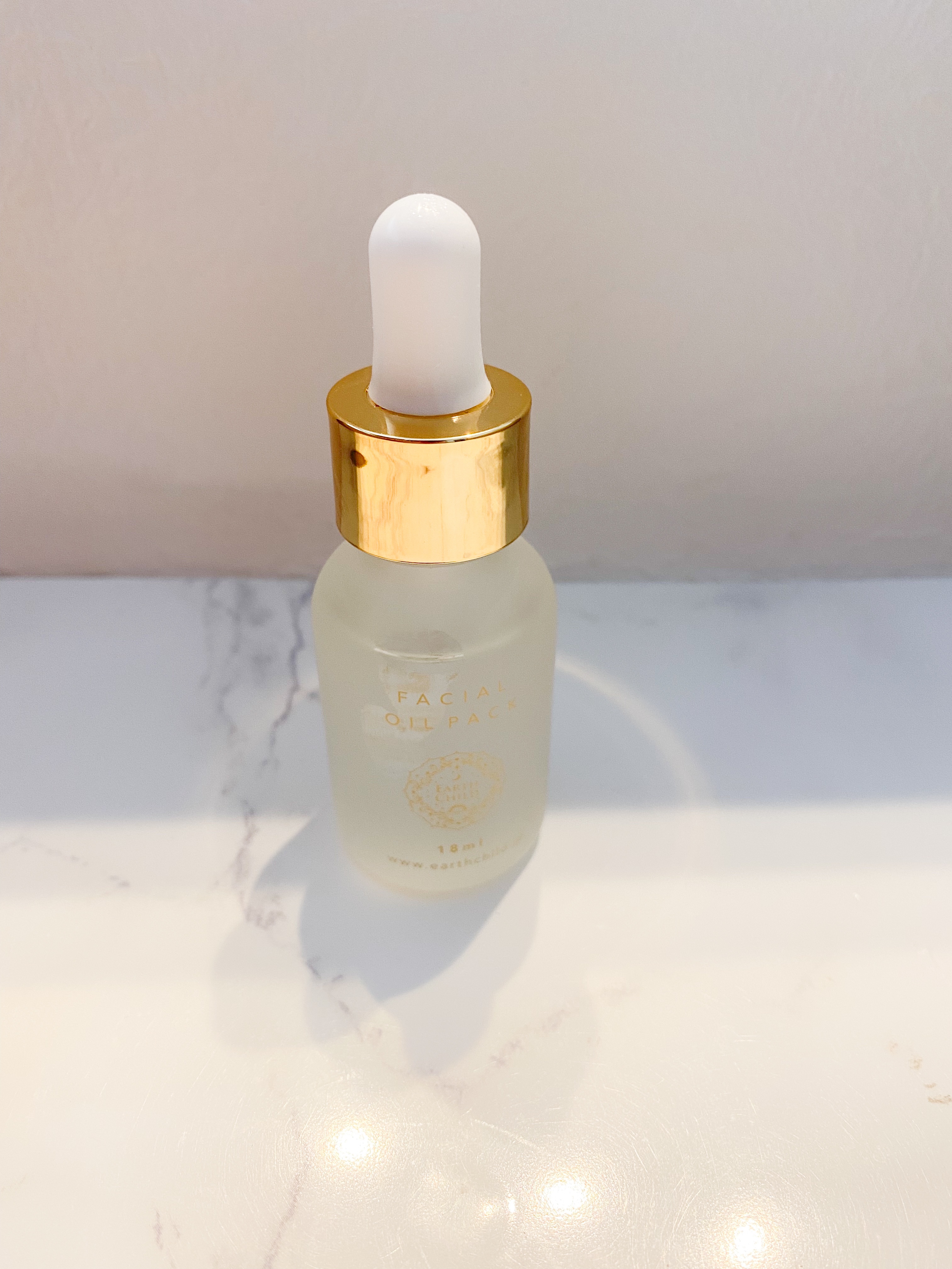 フェイシャル オイル パック/EARTHCHILD/フェイスオイルを使ったクチコミ（1枚目）