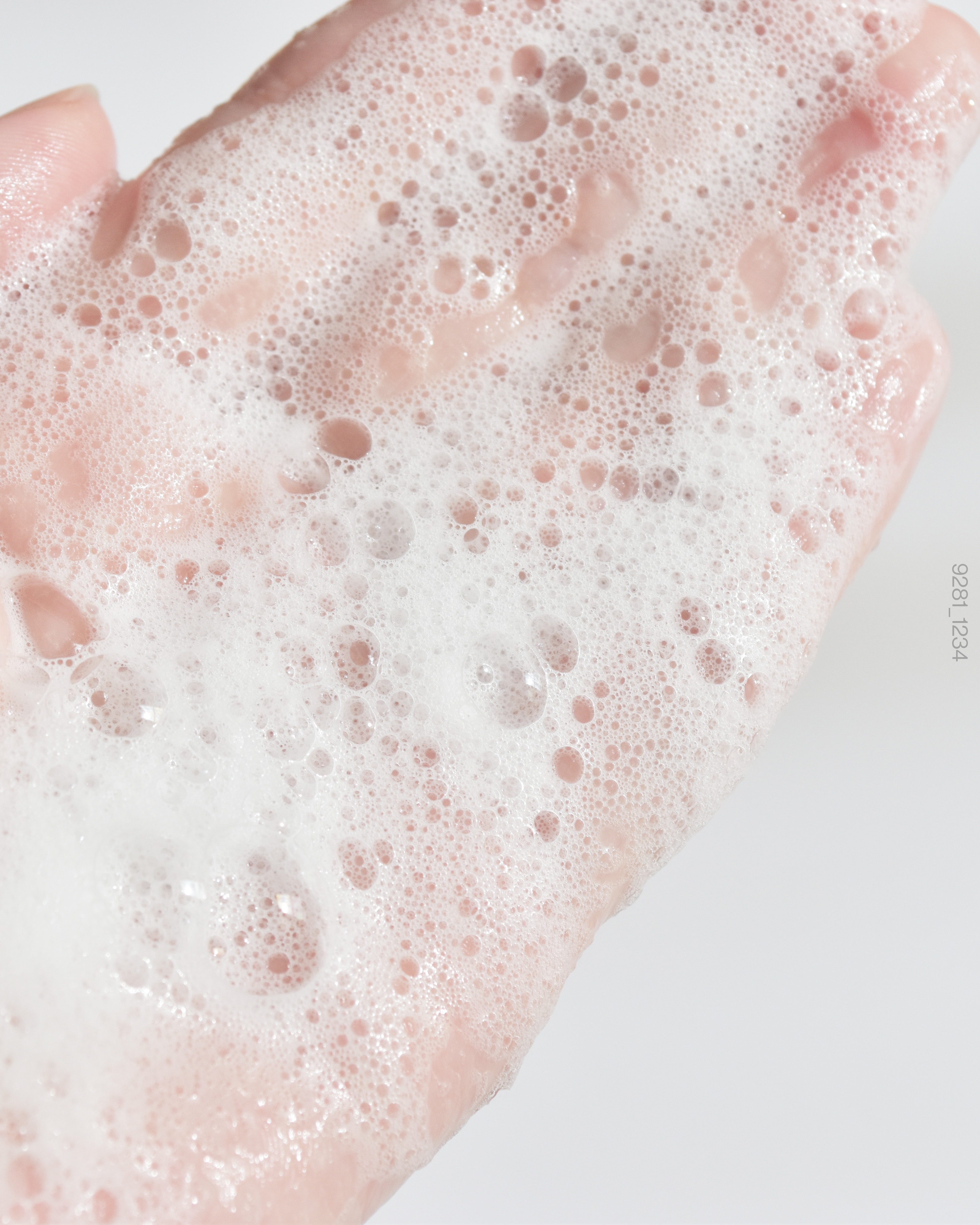 アロマナッツスリムフィットボディローション/nutseline/レッグ・フットケアを使ったクチコミ（3枚目）