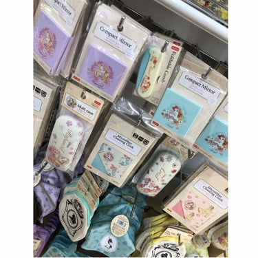 プリンセスシリーズ  マチ付ポーチ  DAISO