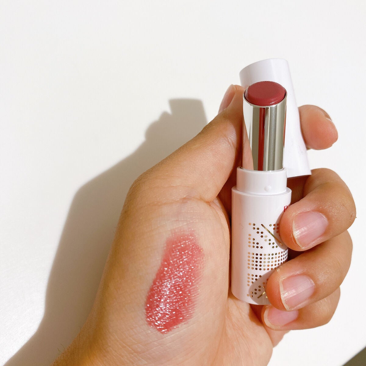 ラスティングフィニッシュ オイルティントリップ/リンメル ロンドン/リップティントを使ったクチコミ(1枚目)