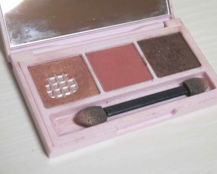 TONYMOLY トニーモリー ポケモンアイパレットのクチコミ「【完全にパケ買い!でも中身も優秀すぎる!!🤔✨】#TONYMOLY POKEMON eyesh.....」(2枚目)