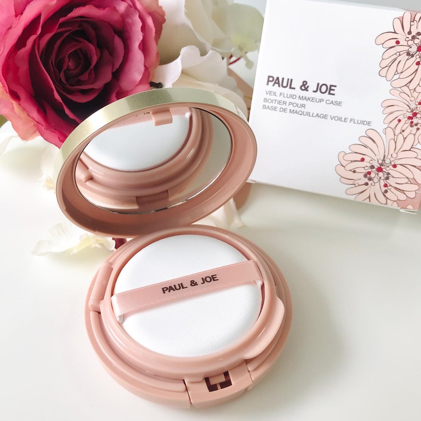 シースルー ヴェール コンパクト/PAUL & JOE BEAUTE/ファンデーションを使ったクチコミ(2枚目)