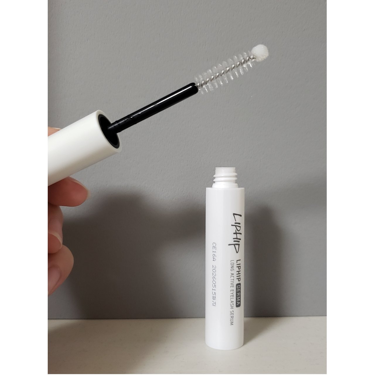 ダーマ ロングアクティブ アイラッシュセラム/LIPHIP(リップヒップ)/まつげ美容液を使ったクチコミ（2枚目）