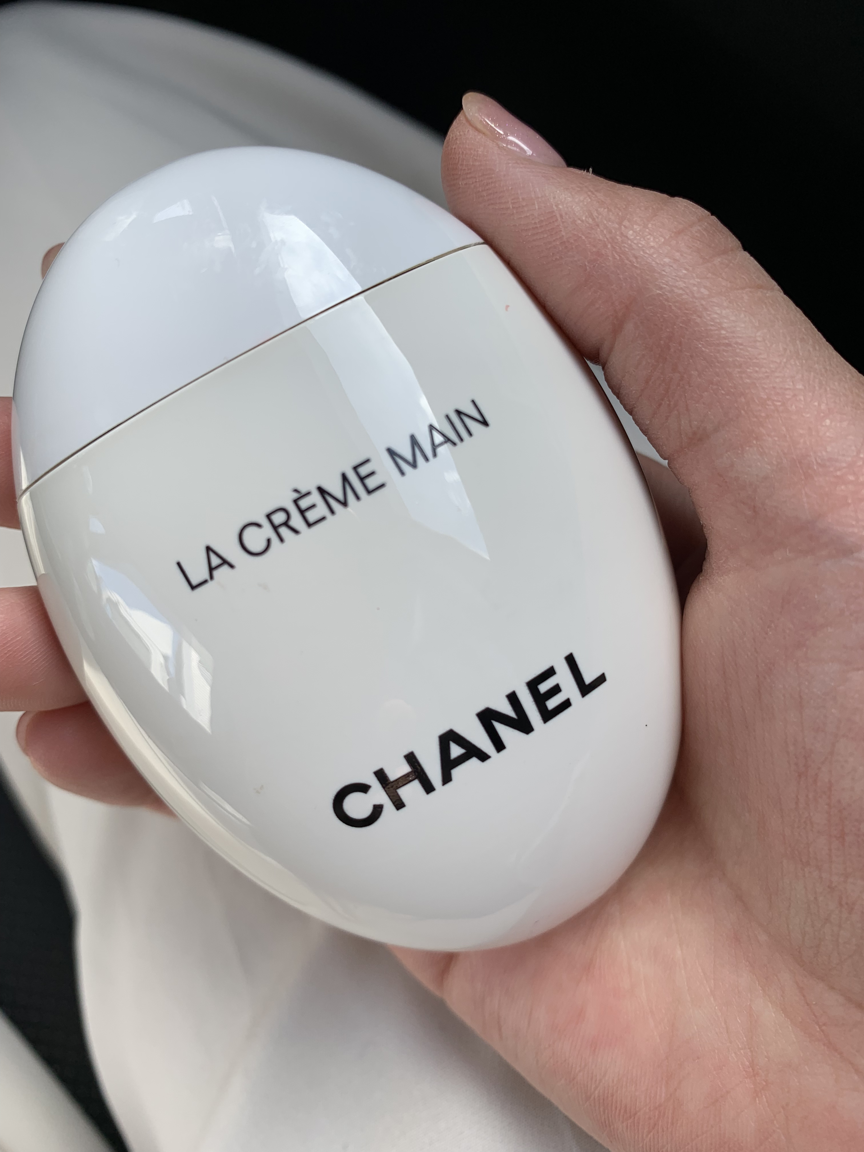 ラ クレーム マン/CHANEL/ハンドクリームを使ったクチコミ（1枚目）