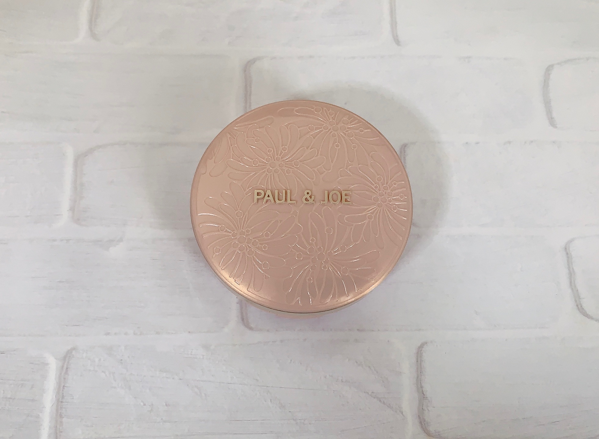 シースルー ヴェール コンパクト 02 肌にとけこみフレッシュに仕上げるナチュラルカラー/PAUL & JOE BEAUTE/ファンデーションを使ったクチコミ（2枚目）