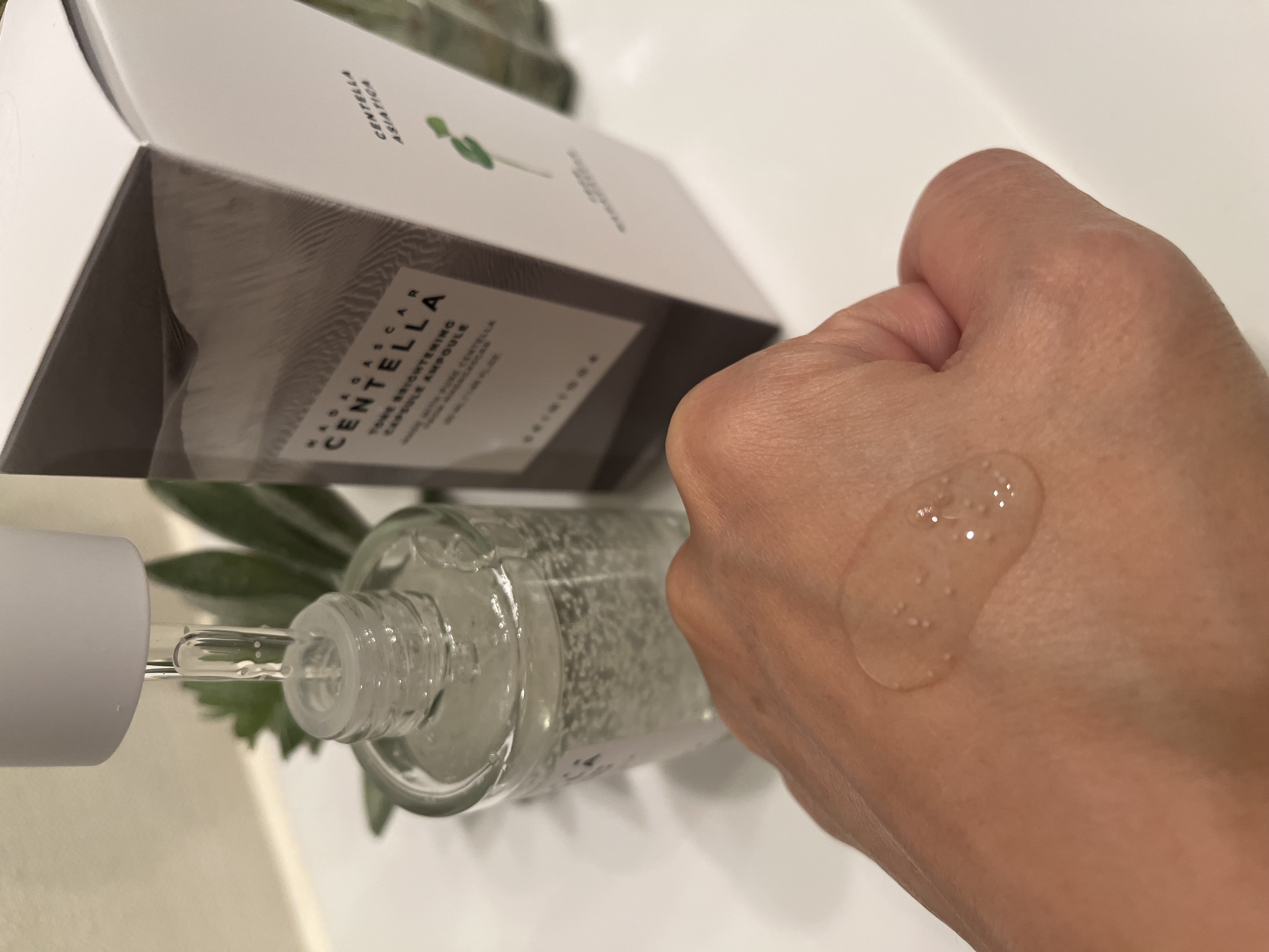 トーンブライトニング カプセルアンプル/SKIN1004/美容液を使ったクチコミ（1枚目）