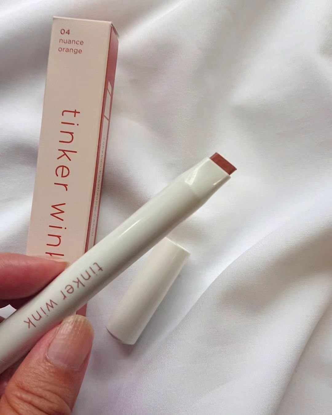 透け感アイシャドウペンシル/ティンカーウィンク/スティックアイシャドウを使ったクチコミ（2枚目）