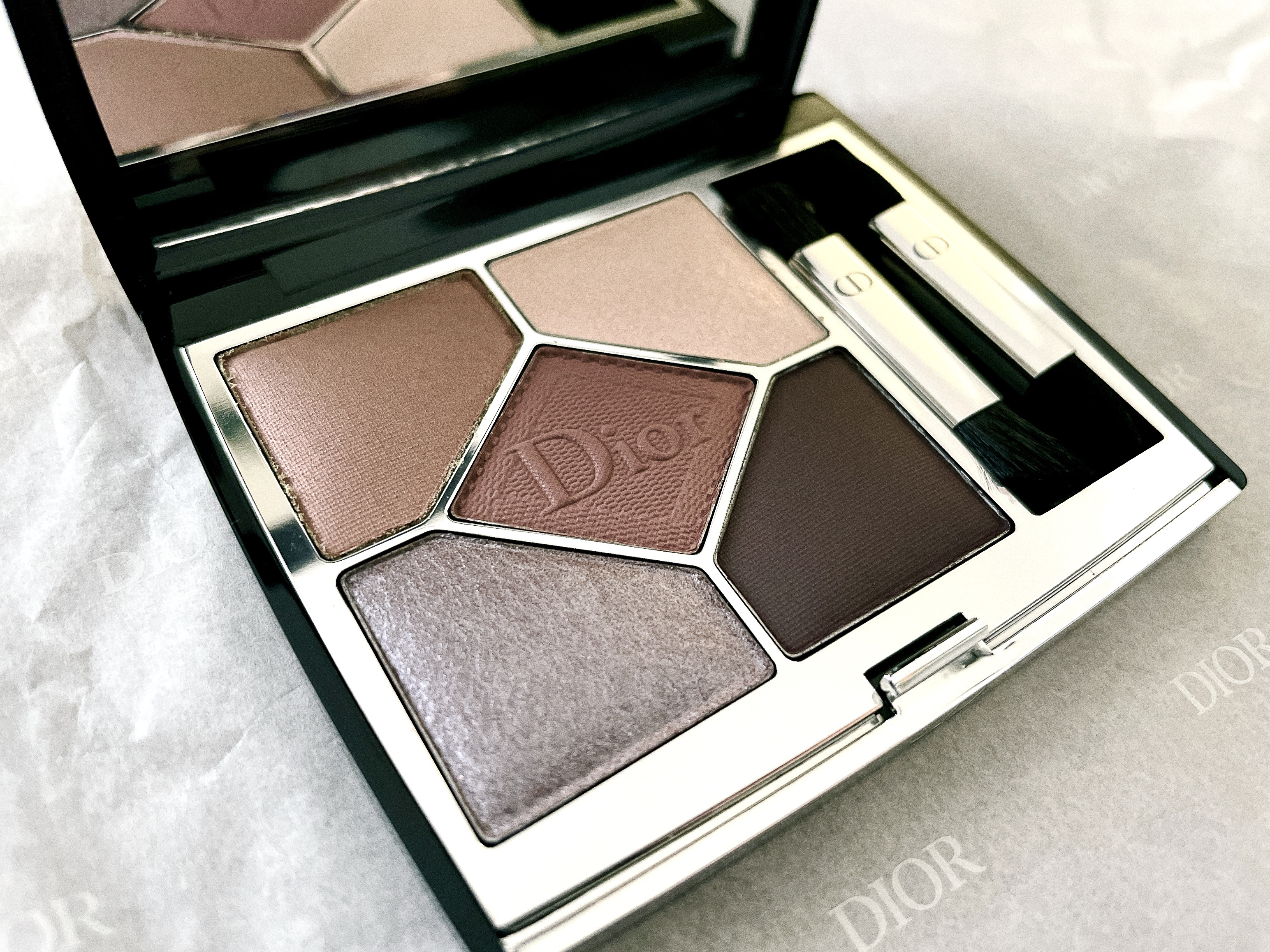 【旧】サンク クルール クチュール/Dior/アイシャドウパレットを使ったクチコミ（2枚目）