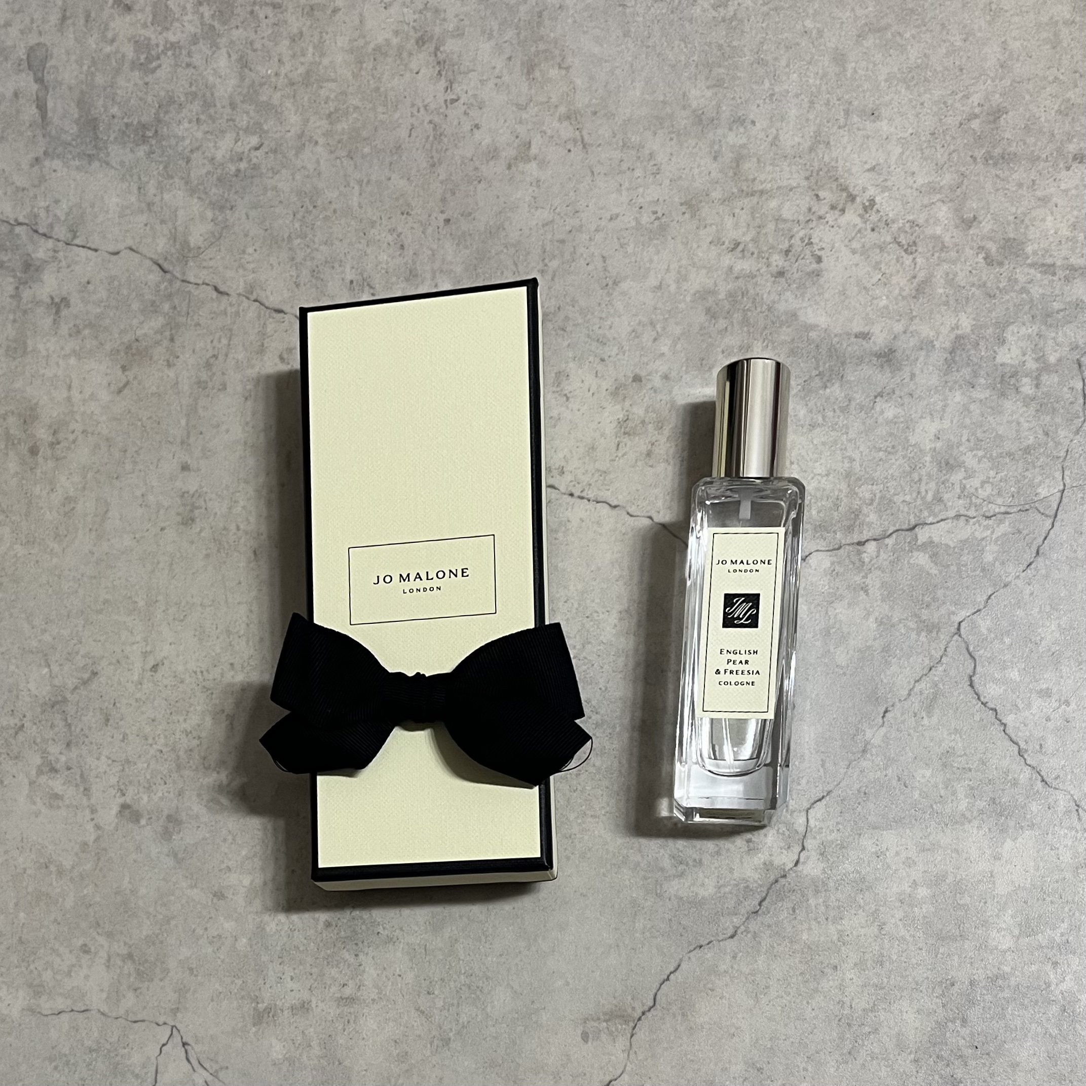 Jo MALONE LONDON イングリッシュ ペアー＆フリージア コロン30ml

不動の人気❕この香りがthe jo maloneだ❕
爽やかで重たくないので人を選ばないし、ラストノートがほんのり甘く清潔感がお気に入りです

朝ワンプ