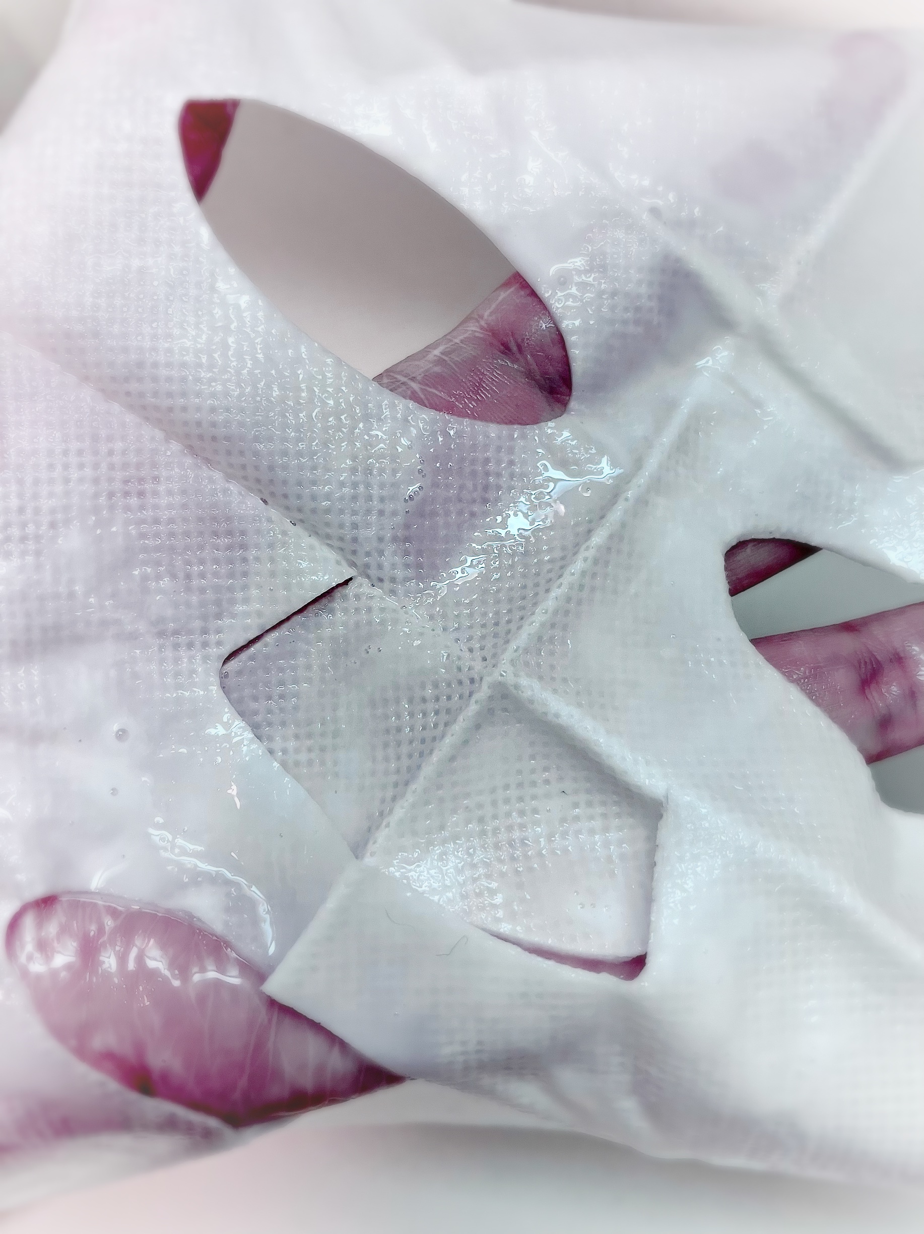 FEMMUE ドリームグロウマスク RR(透明感・キメ)のクチコミ「FEMMUE
ドリームグロウマスク RR

大好きなFEMMUEの気になってたパック！

乳液.....」（2枚目）