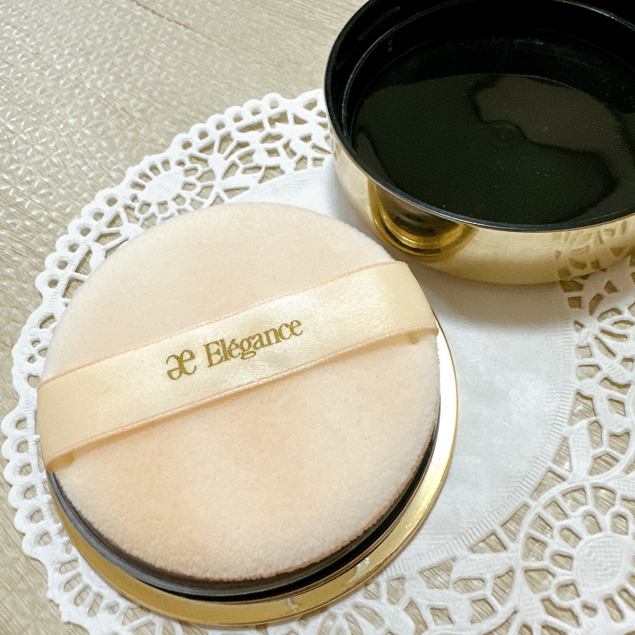 エレガンス ラ プードル オートニュアンス リクスィーズ/Elégance/プレストパウダーを使ったクチコミ（2枚目）