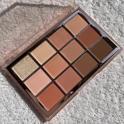 ソフトブラーリングアイパレット/wakemake/アイシャドウパレットを使ったクチコミ(3枚目)