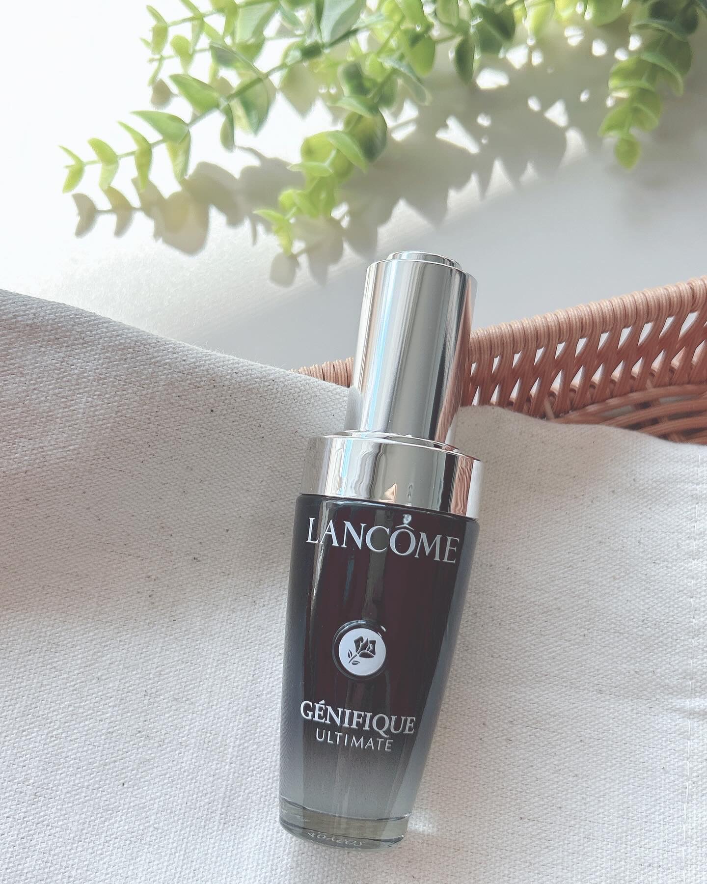 ⚮̈⚮̈⚮̈
⁡
🌿　LANCOME  ランコム
　　　ジェニフィック アルティメ セラム　🌿
⁡
ランコムで大人気！美肌菌*10発想の美容液、
ジェニフィックがリニューアル✨
⁡
@lancomeofficial 

ヒアルロン酸を超