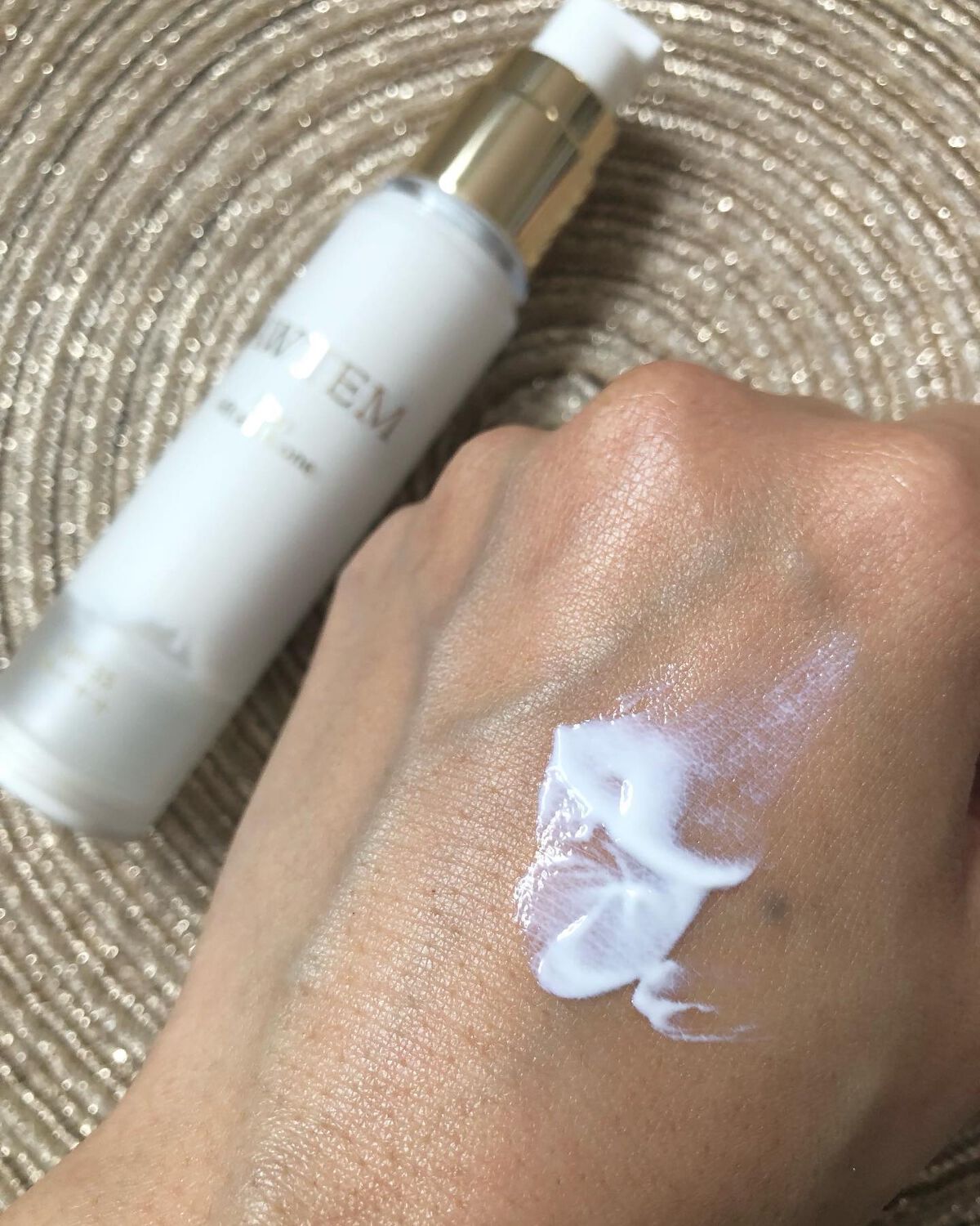 ナイトリフトオールインワン(夜⽤ジェルクリーム)/AWTEM/オールインワン化粧品を使ったクチコミ(3枚目)