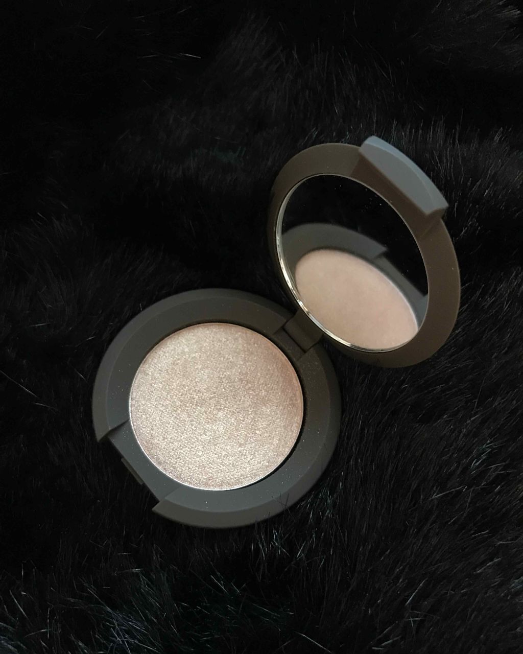 Shimmering Skin Perfector® Pressed Highlighter Mini/BECCA/パウダーハイライトを使ったクチコミ（2枚目）