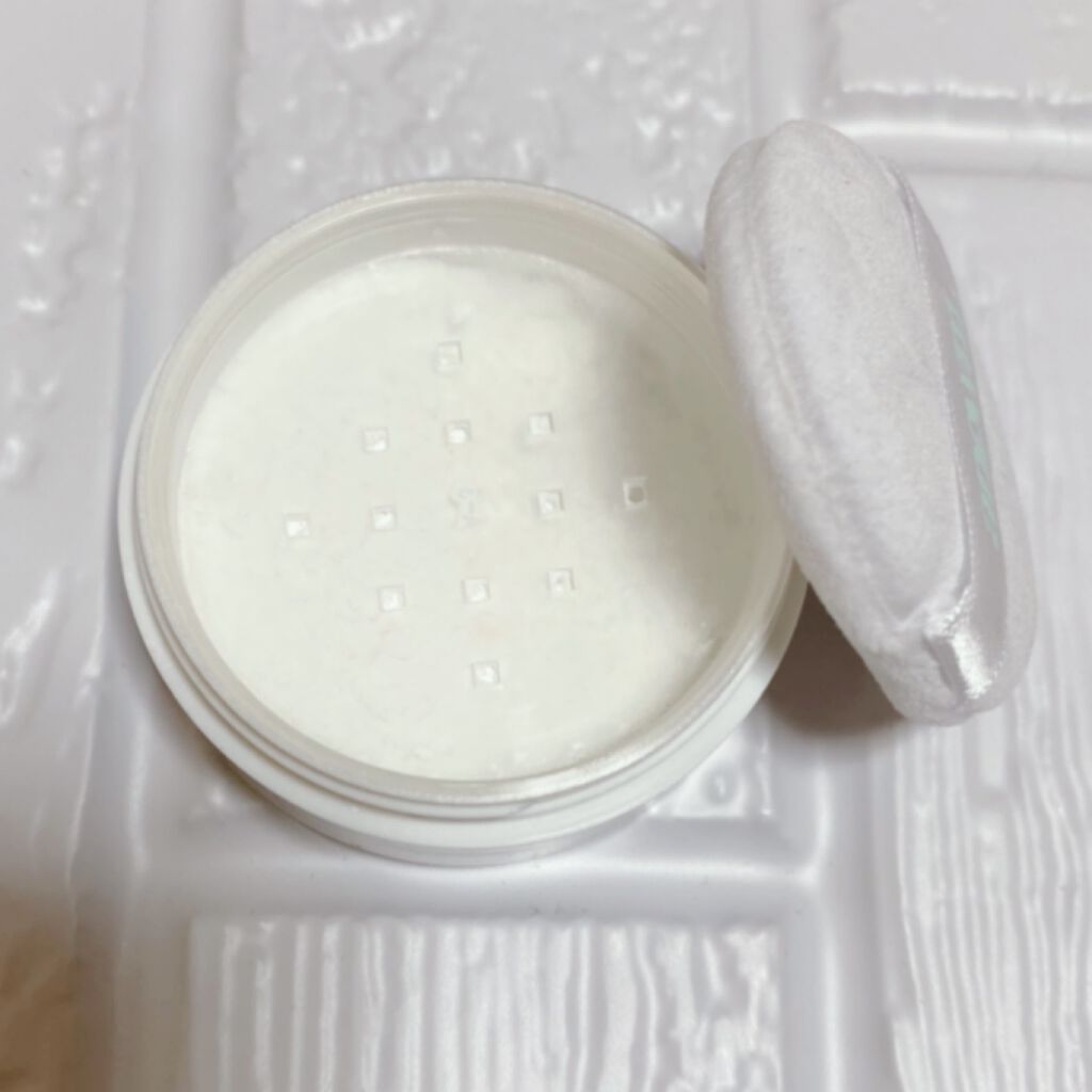 アニューム セバム コントロール パウダー/saat insight/ルースパウダーを使ったクチコミ(2枚目)