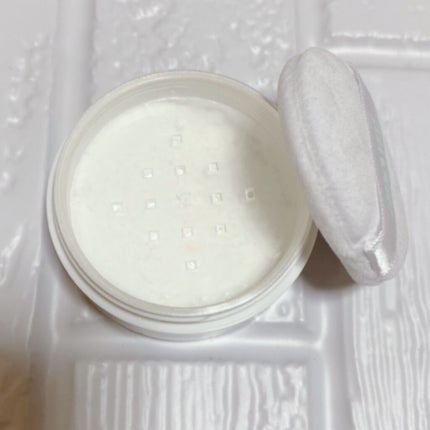 アニューム セバム コントロール パウダー/saat insight/ルースパウダーを使ったクチコミ(2枚目)