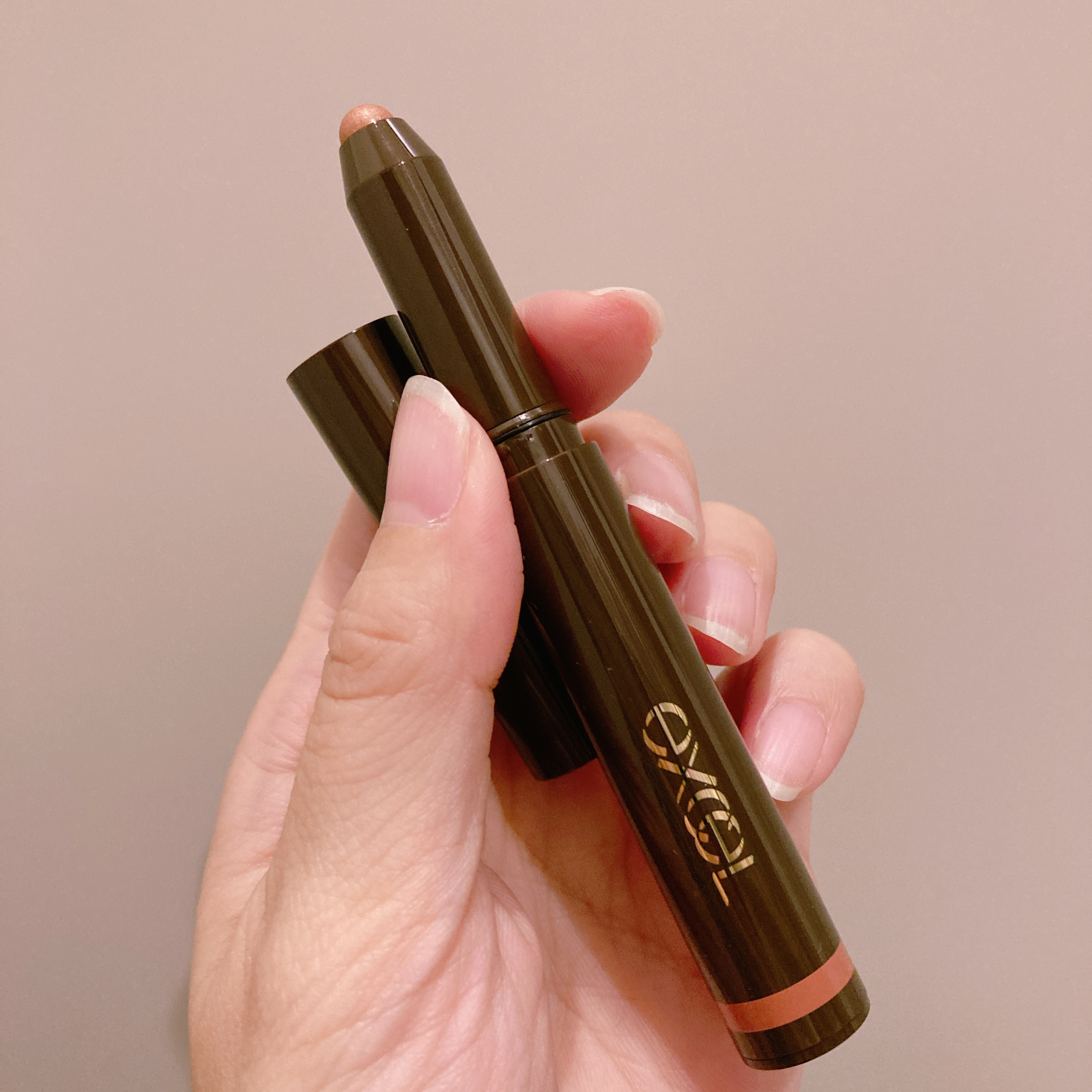 グリームオンフィットシャドウ GF02 エッグカップ/excel/スティックアイシャドウを使ったクチコミ（3枚目）