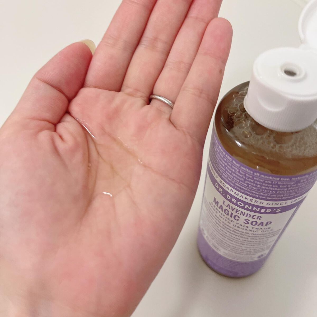 マジックソープ ラベンダー/ドクターブロナー/ボディソープを使ったクチコミ(4枚目)