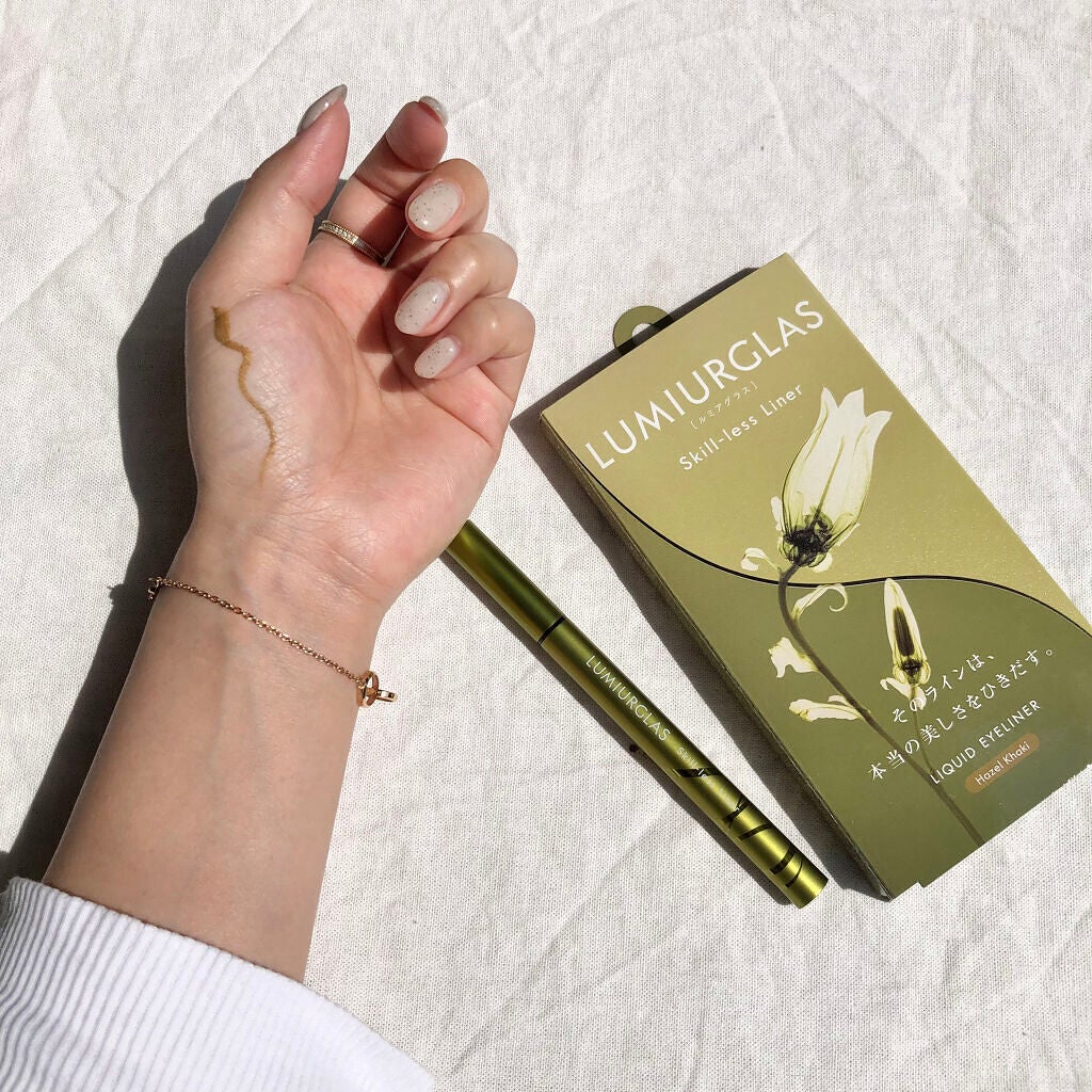 スキルレスライナー/LUMIURGLAS/リキッドアイライナーを使ったクチコミ(7枚目)