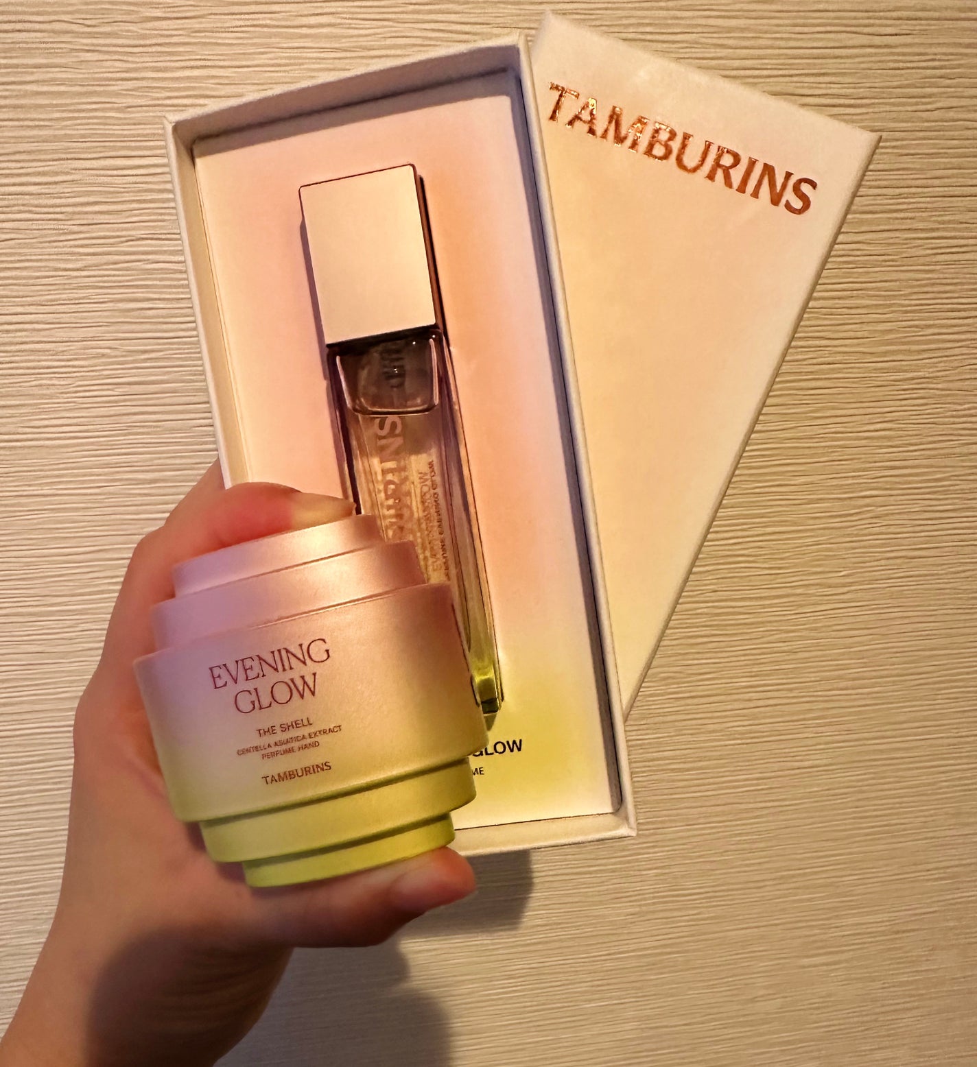 シェルパフュームハンド イブニンググロー/tamburins/練り香水を使ったクチコミ(1枚目)