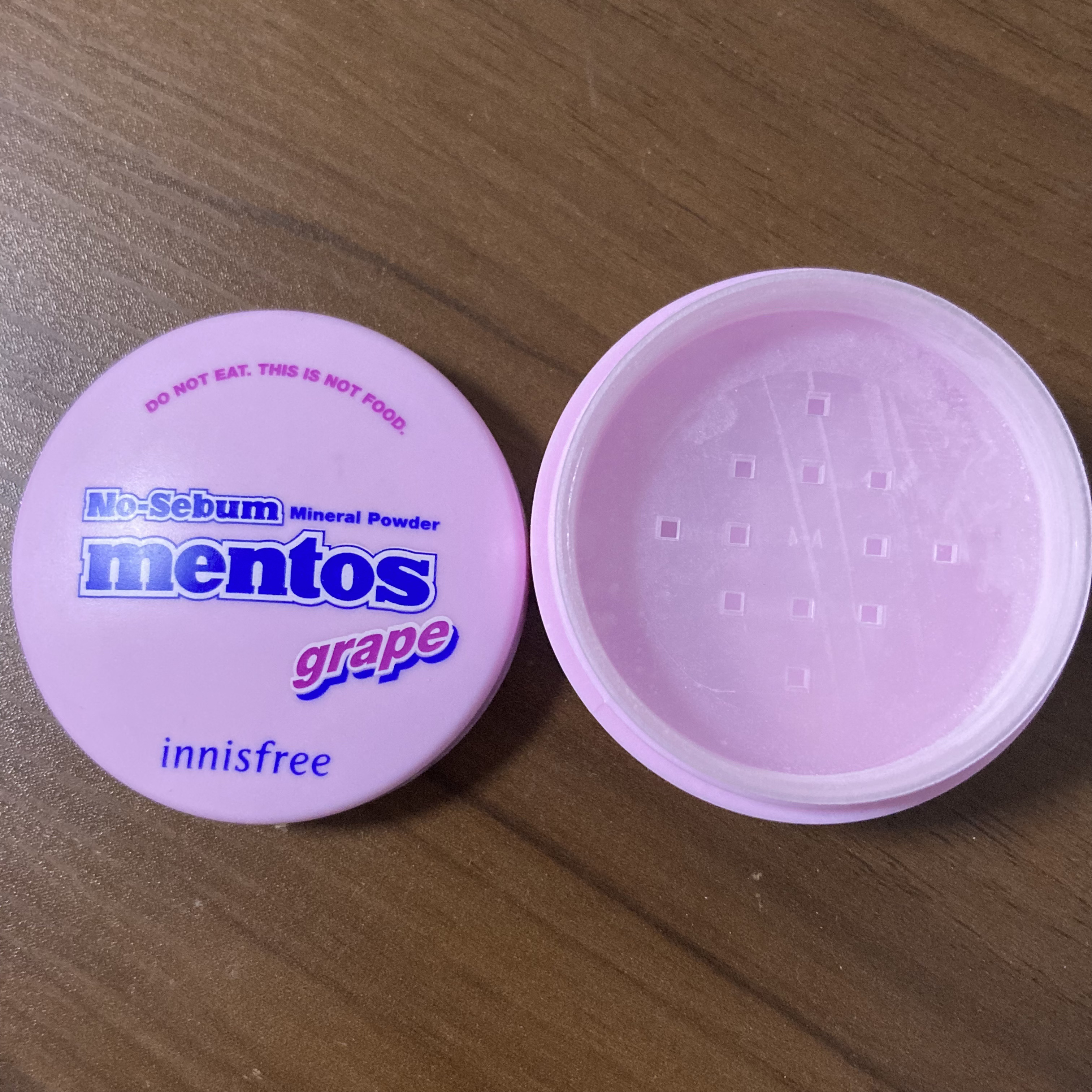 ノーセバム ミネラルパウダー LTD20/innisfree/ルースパウダーを使ったクチコミ（2枚目）