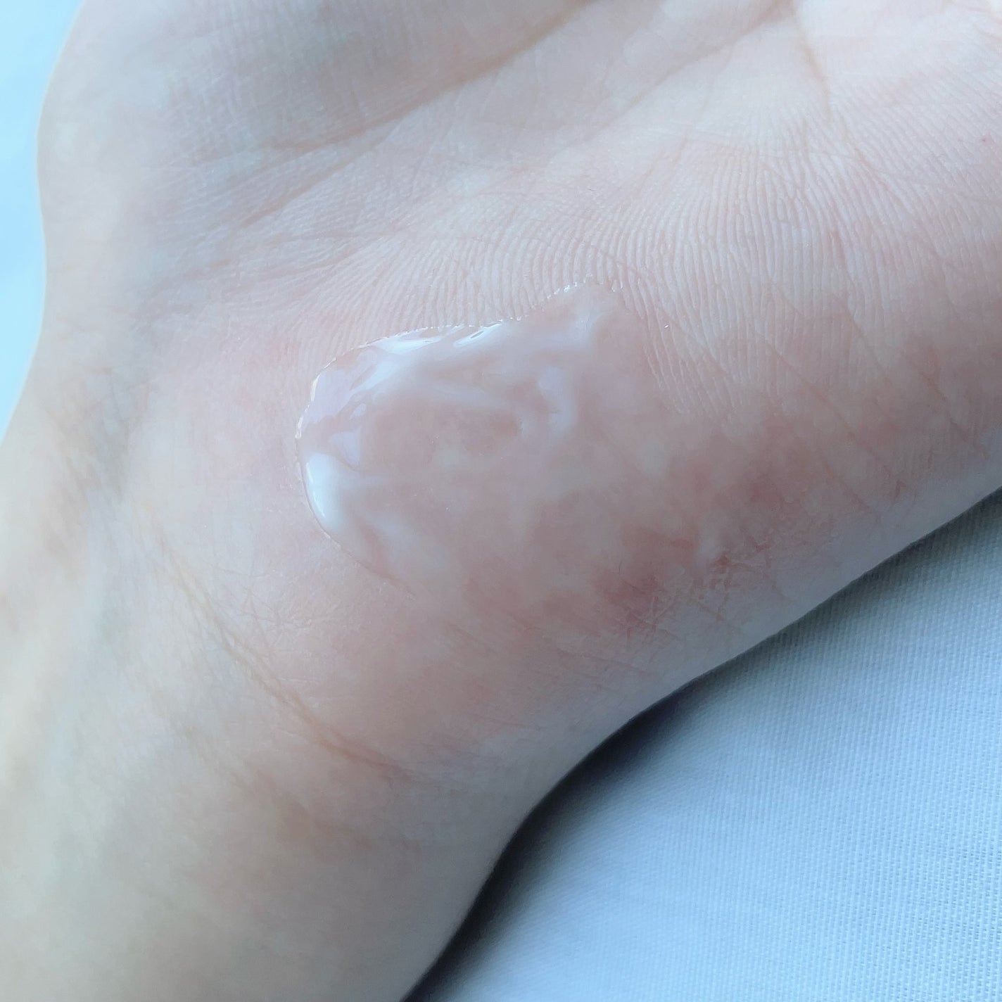 毛穴レスむき卵肌クリーム/A’pieu/フェイスクリームを使ったクチコミ(4枚目)