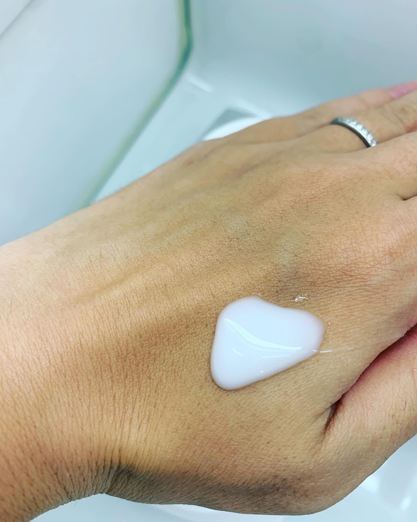 ayu on LIPS 「【PR】LJwブルームリターンクリームを提供いただきました!こ..」(3枚目)