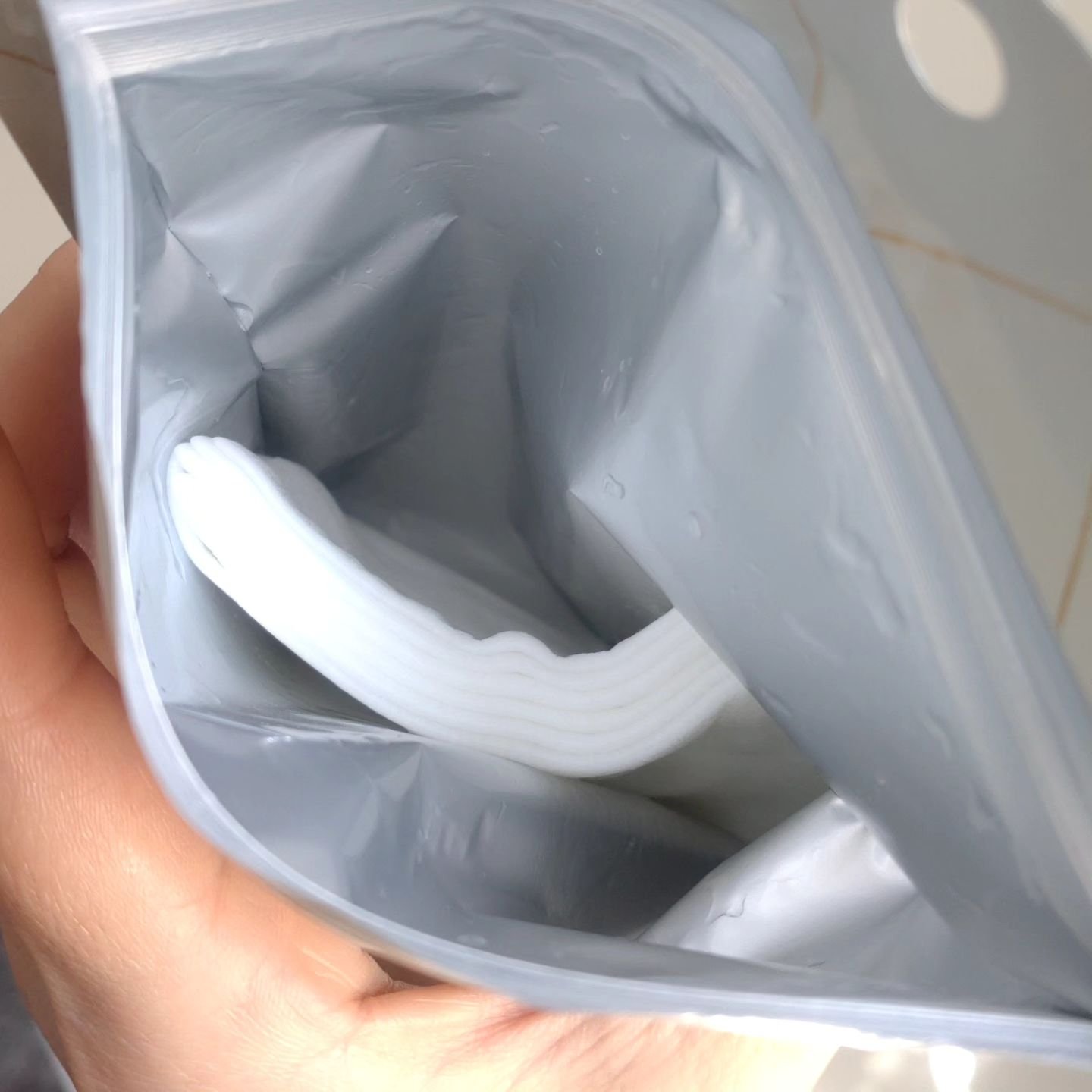 ルルルンプレシャス WHITE(クリア)【旧】/ルルルン/シートマスク・パックを使ったクチコミ（2枚目）