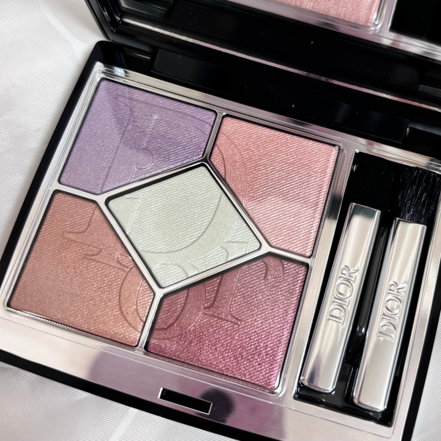 ディオールショウ サンク クルール/Dior/アイシャドウを使ったクチコミ(1枚目)