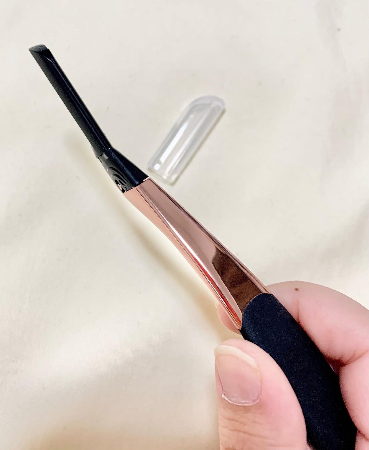 サロンプラス トーンアップ フェイススムーサー ホルダー(刃付き)/サロンプラス/シェーバーを使ったクチコミ(3枚目)