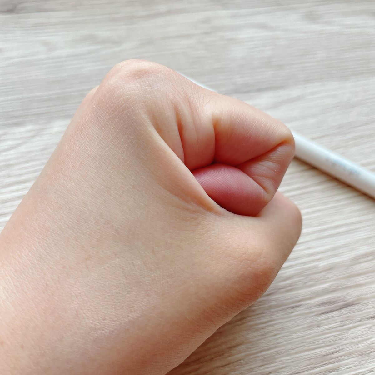 ポイントコンシーラー 01 ライトベージュ/CipiCipi/ペンシルコンシーラーを使ったクチコミ（3枚目）