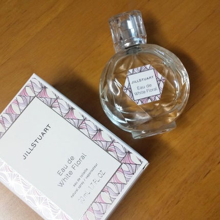 ジルスチュアート オード ホワイトフローラル/JILL STUART/香水(レディース)を使ったクチコミ(1枚目)
