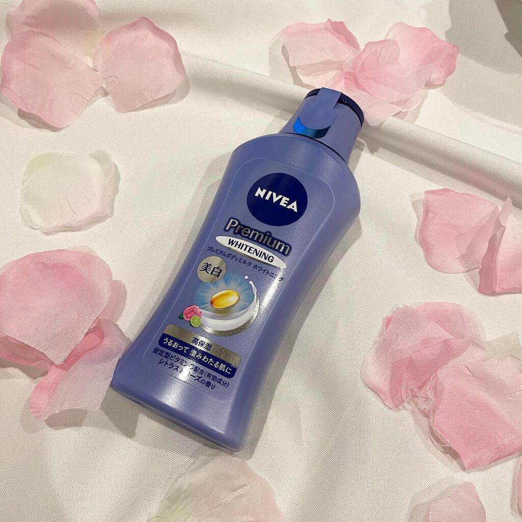 プレミアムボディミルク ホワイトニング【医薬部外品】 /ニベア/ボディミルクを使ったクチコミ(7枚目)
