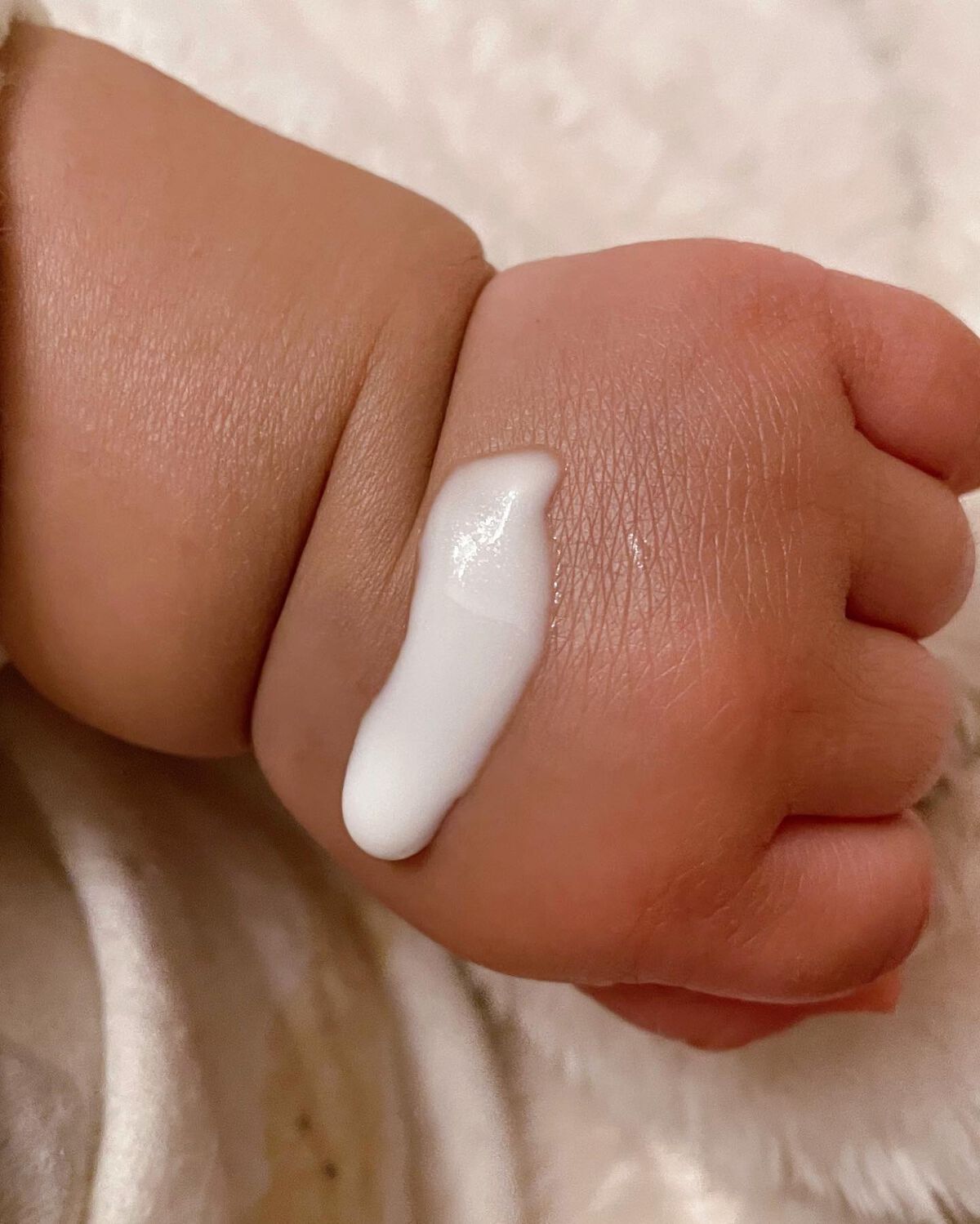 ゆぴ フォロバ100です🤍 on LIPS 「.生後1ヶ月の赤ちゃんから大人まで使える/.アベンヌ トリクセ..」(4枚目)