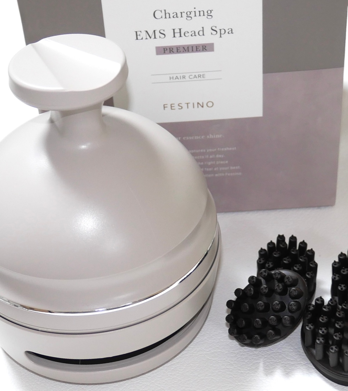 充電式EMSヘッドスパ プレミア/FESTINO/ヘッドマッサージャーを使ったクチコミ（1枚目）