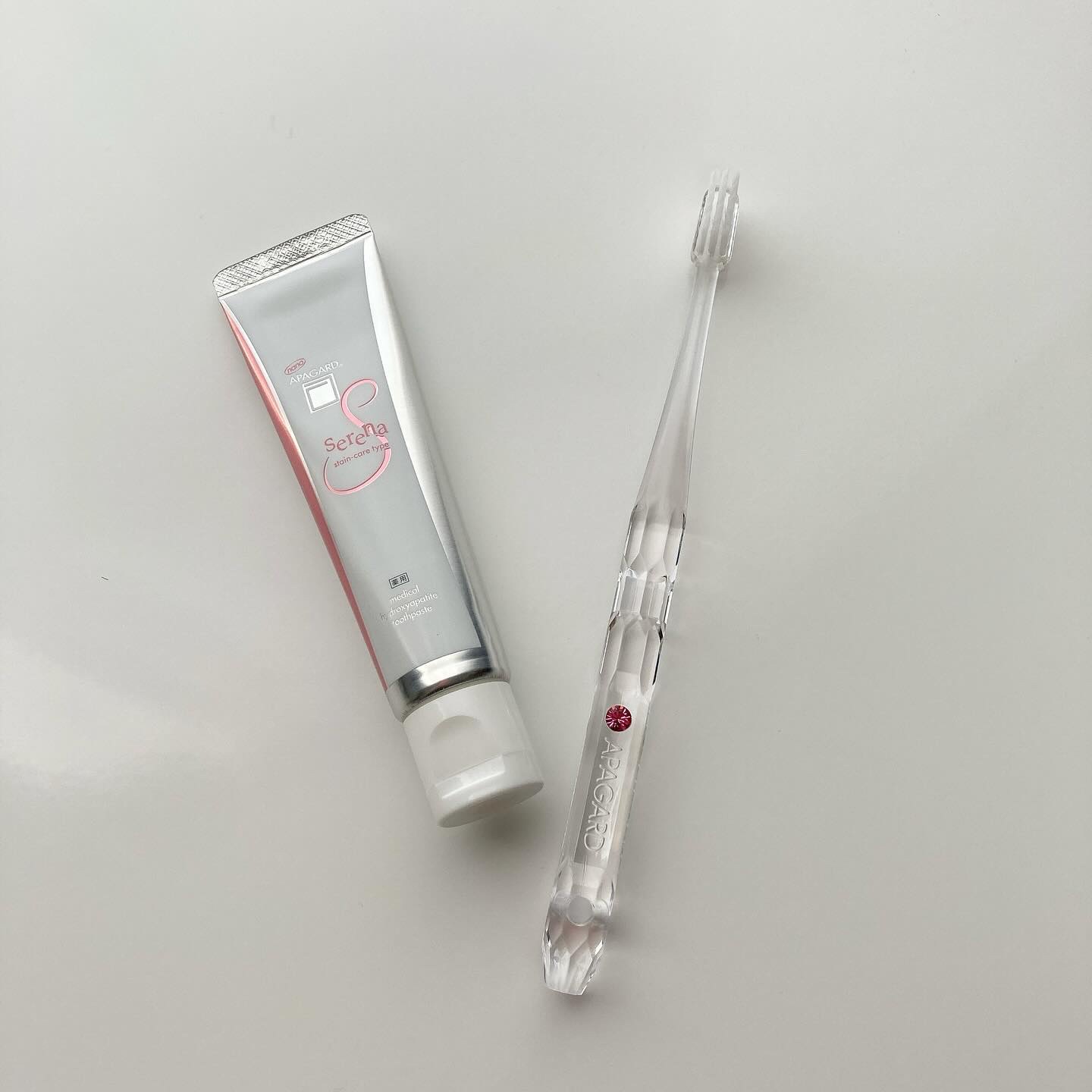 アパガードクリスタル歯ブラシ/アパガード/歯ブラシを使ったクチコミ（2枚目）