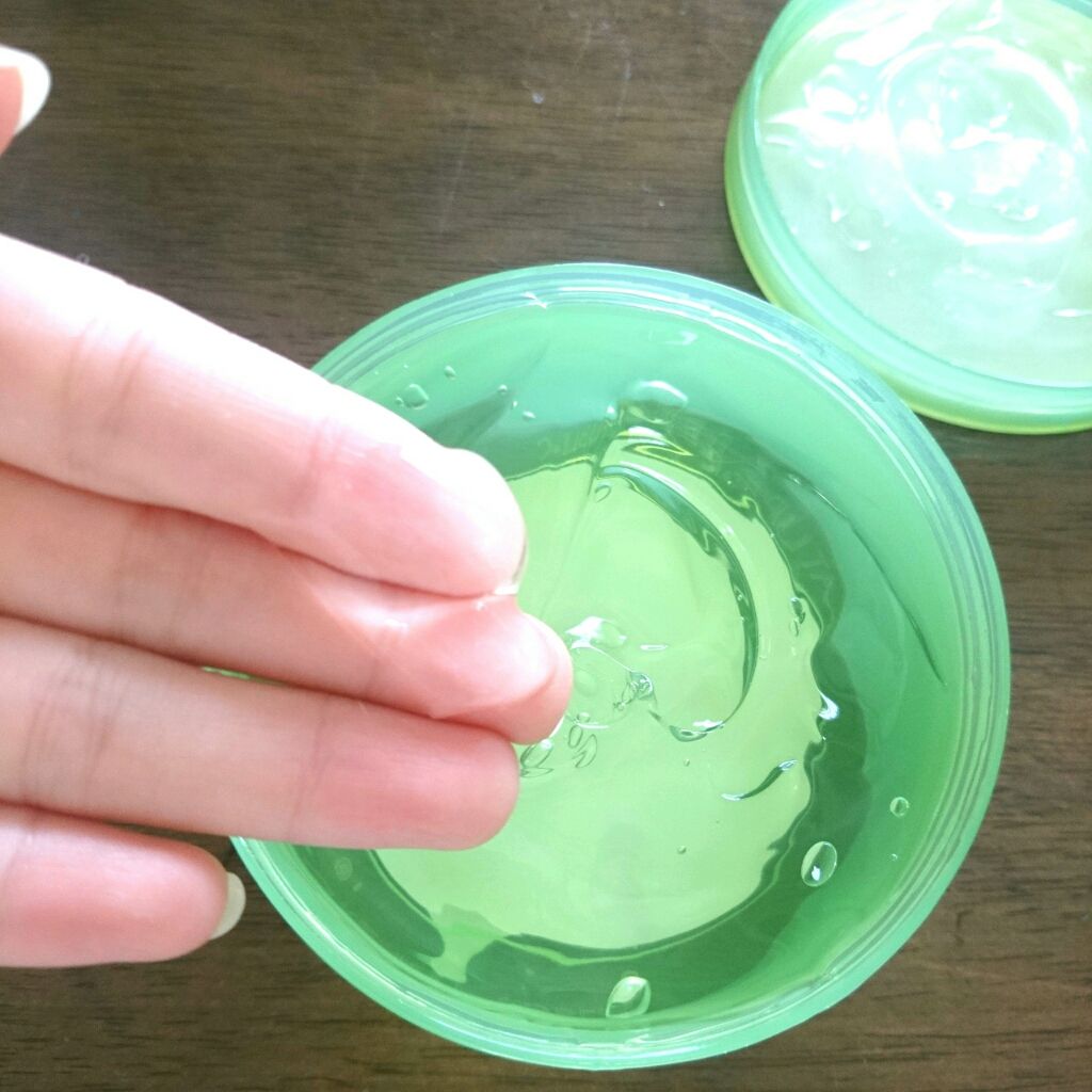 マイルド&モイスチャーアロエジェル/ネイチャーリパブリック/ボディローションを使ったクチコミ(2枚目)